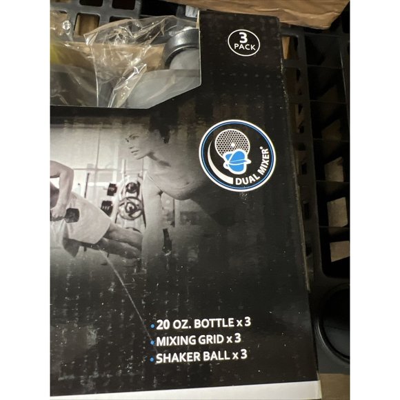 Brand new Blue Peak Shaker Bottle Set Of 3 - Picture 4 of 6